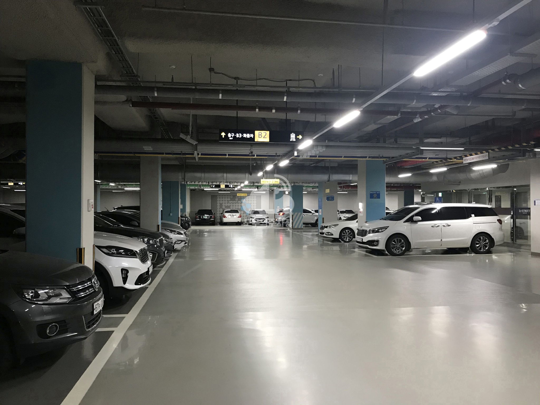 주차장 사진