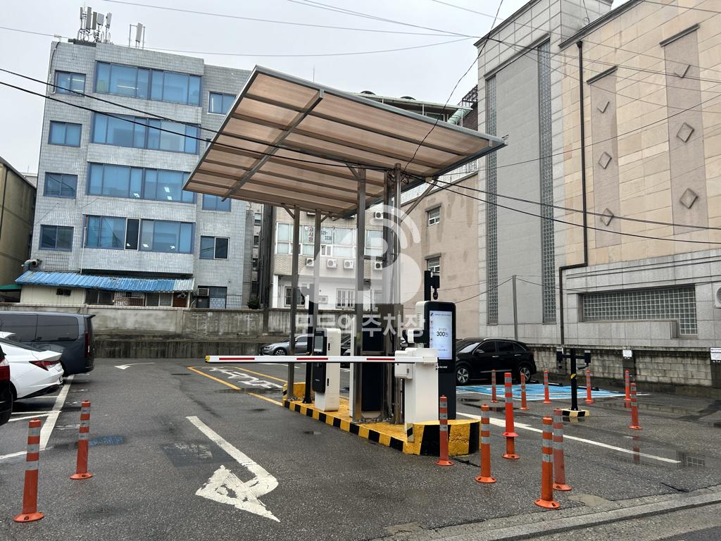 논현로 32길 15 공영 주차장 이미지 1