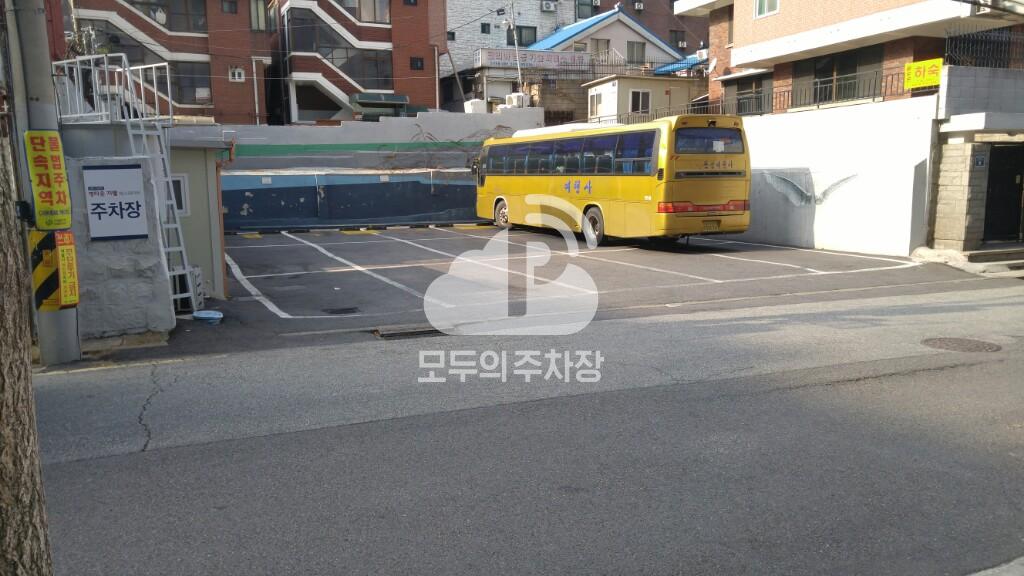 토탈 민영 주차장 이미지 6