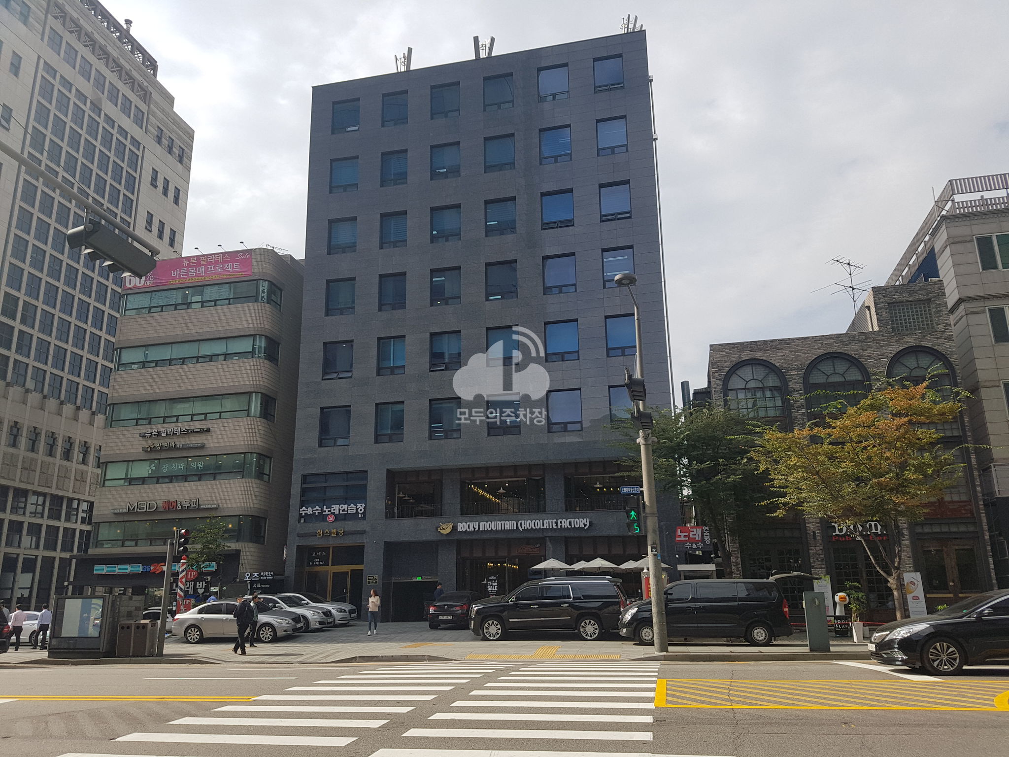 주차장 사진