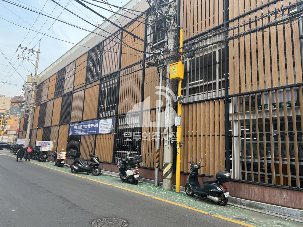 언구비 주차빌딩 공영 주차장 이미지 1