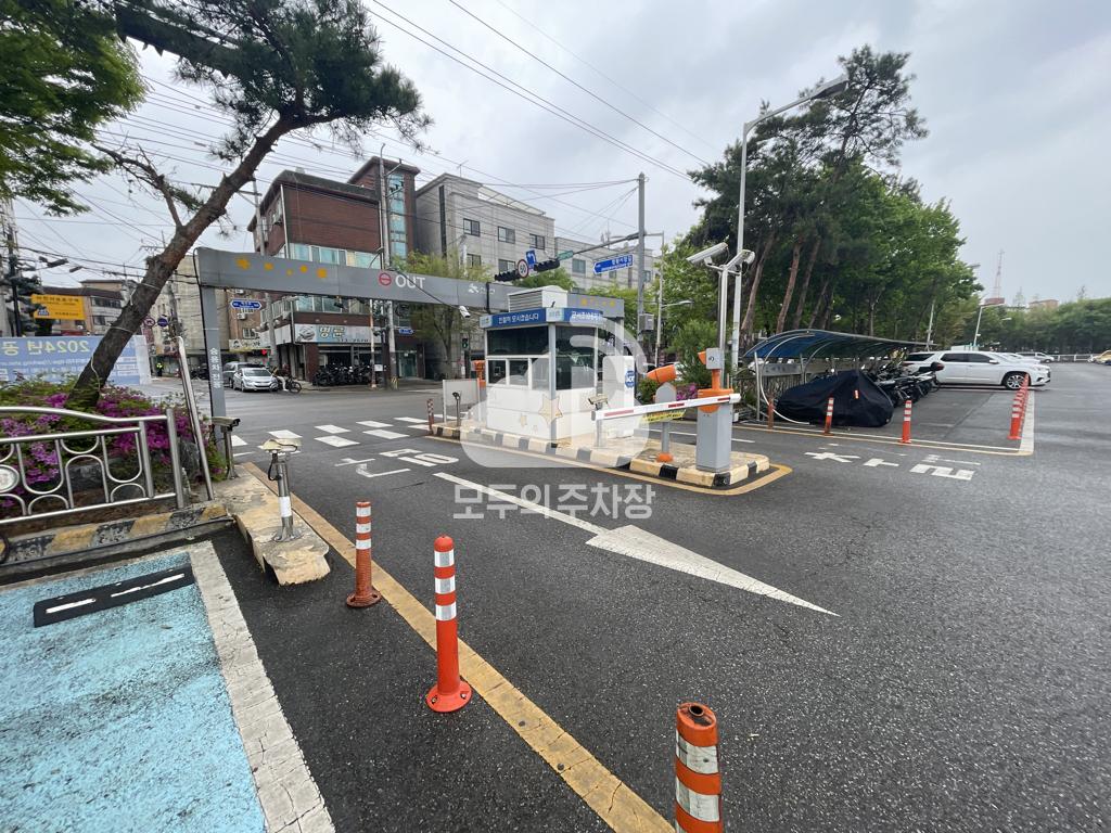 군서초교 공영 주차장 이미지 3