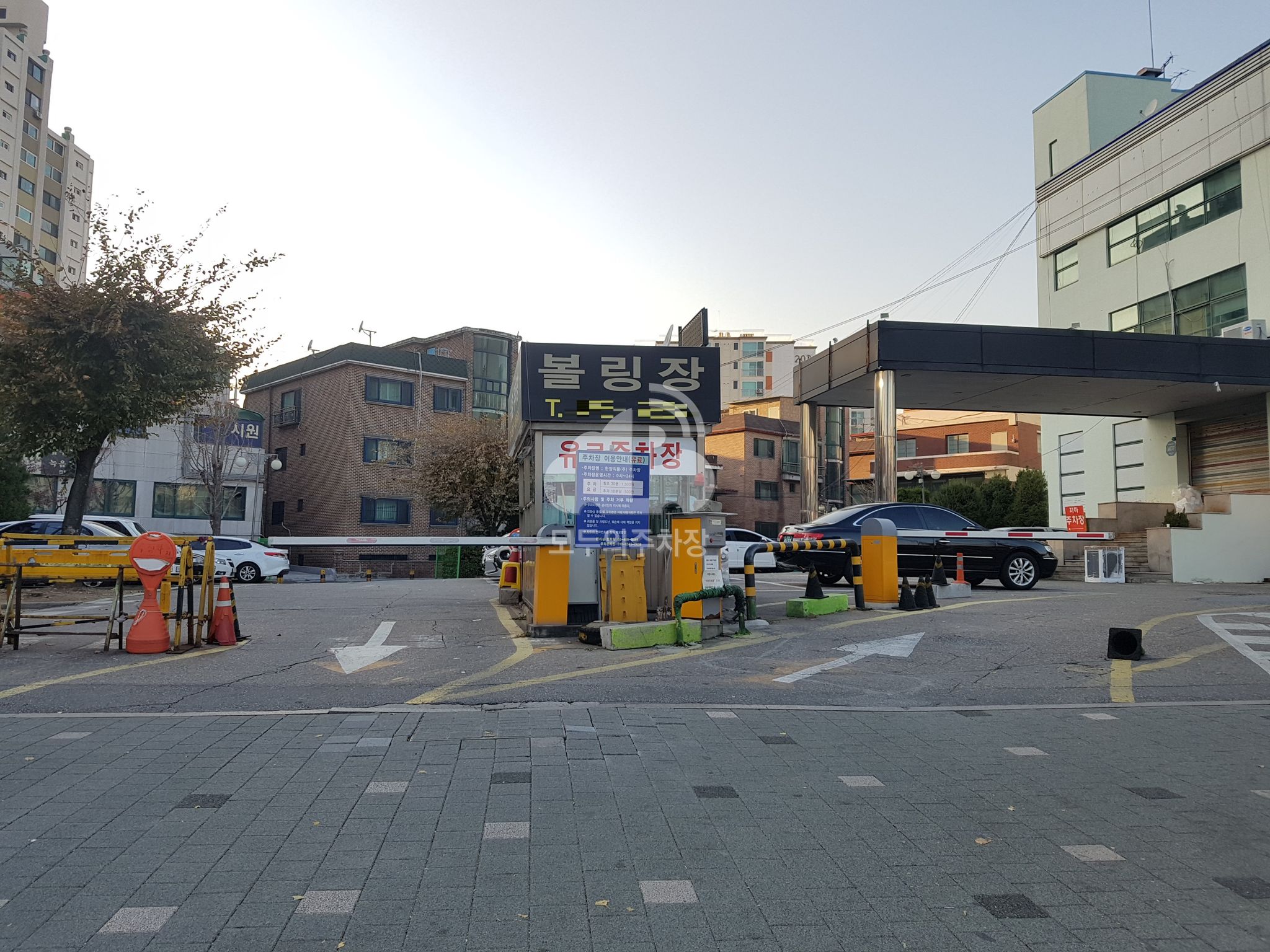 주차장 사진
