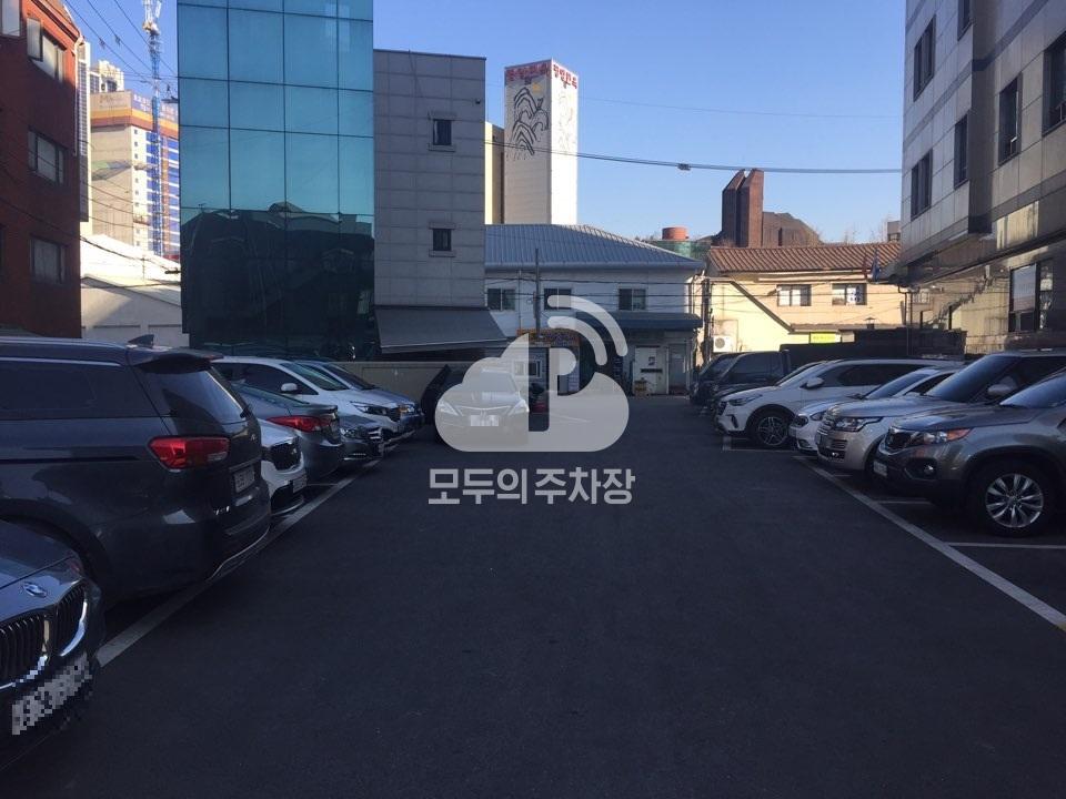 영빈 호텔 주차장 이미지 3