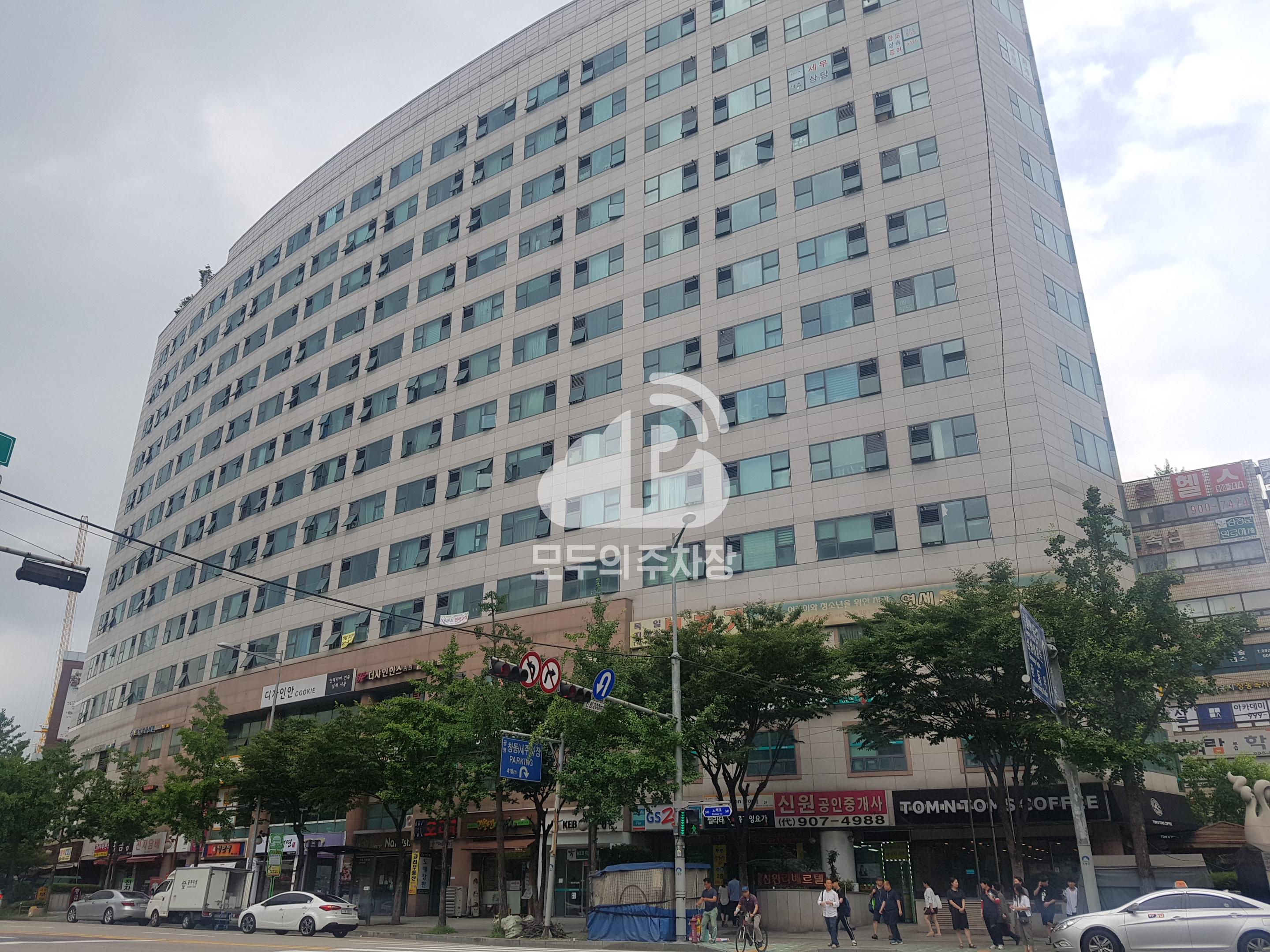 케이엠파크 창동신원리베르텔 주차장 이미지 1