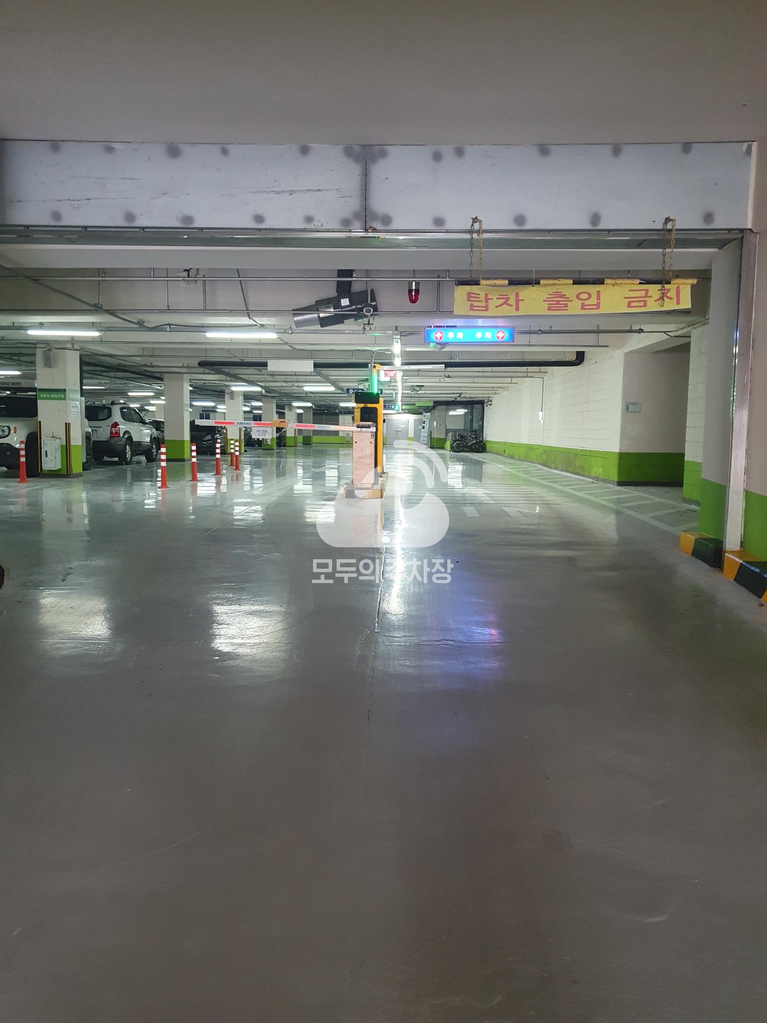 아마노 건대부속중학교 주차장 이미지 2