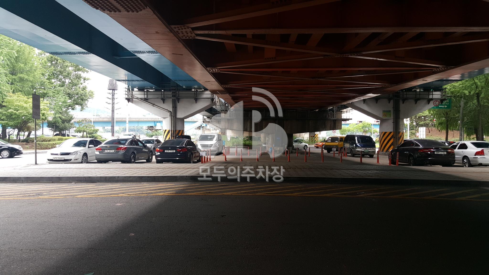 동호대교밑 노상 공영 주차장 이미지 1