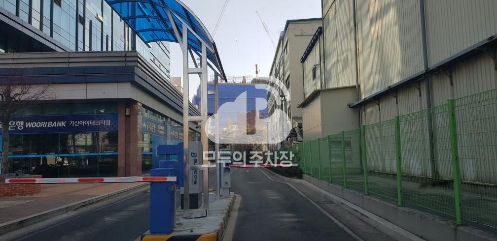 에이스 하이엔드8차 주차장 이미지 2