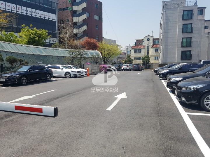 KT마포빌딩 주차장 이미지 2