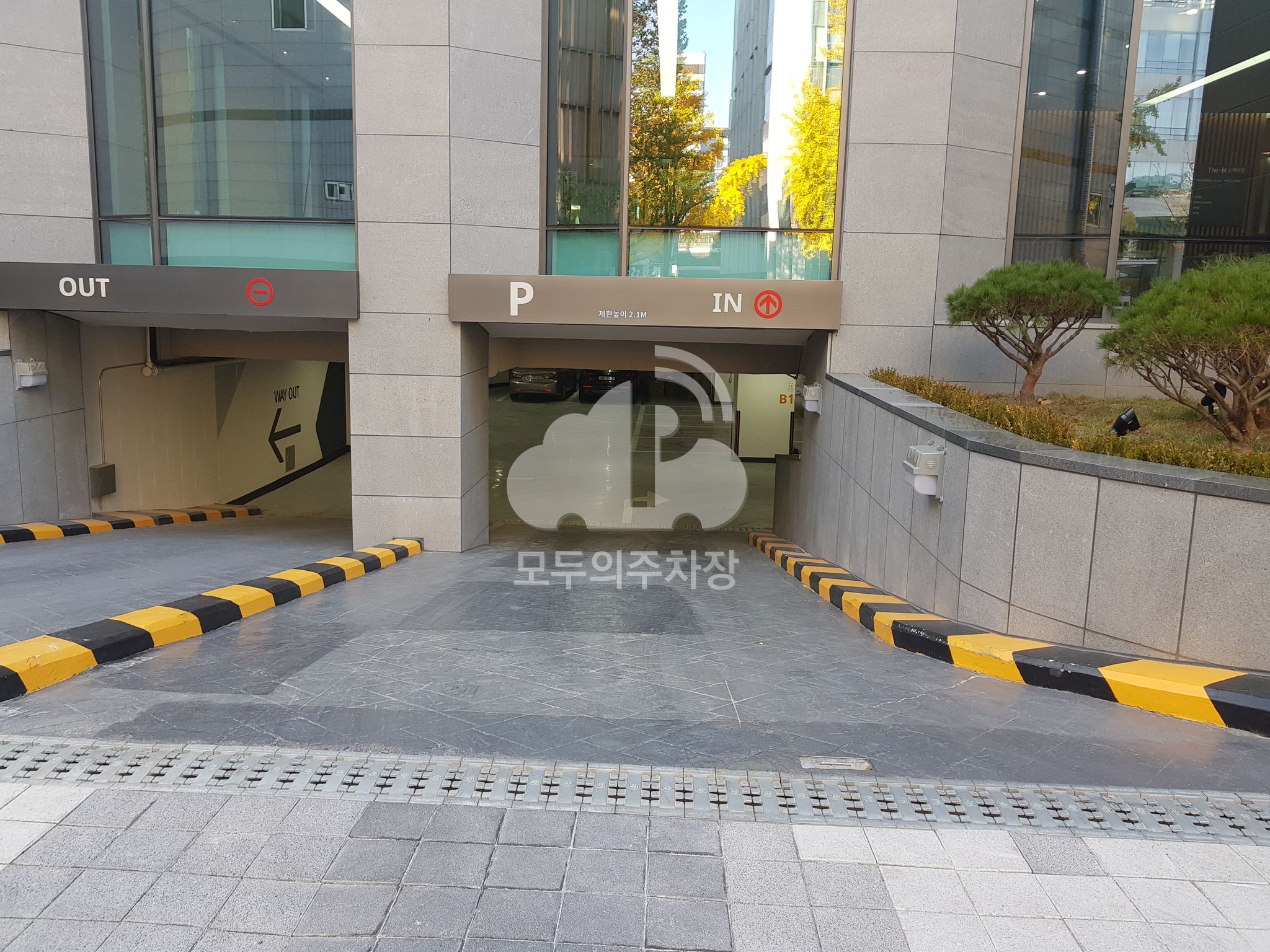 주차장 사진