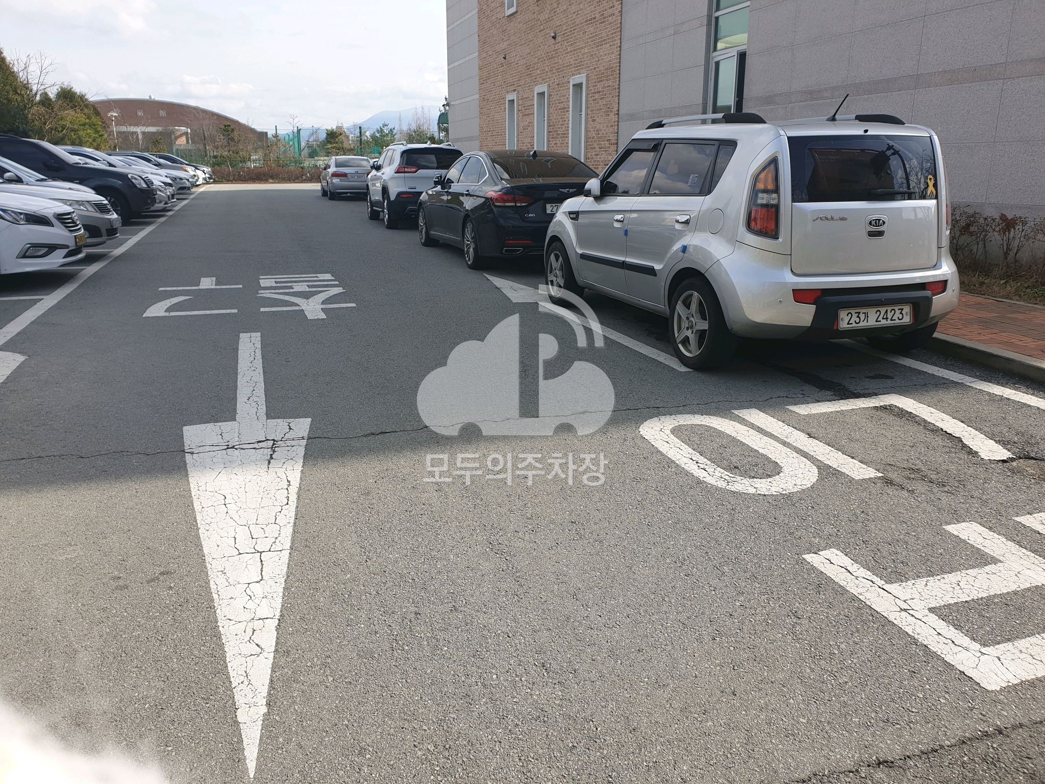 신창동 행정복지센터 공영 주차장 이미지 2