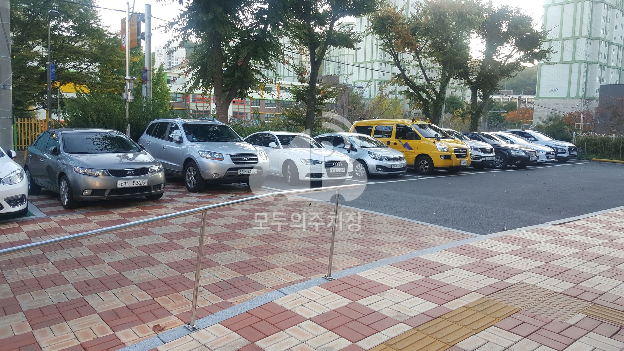 봉선1동 행정복지센터 공영 주차장 이미지 3