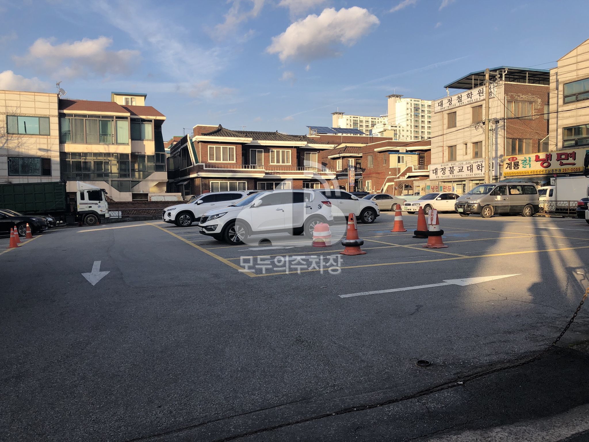 우산중학교앞 공영 주차장 이미지 1