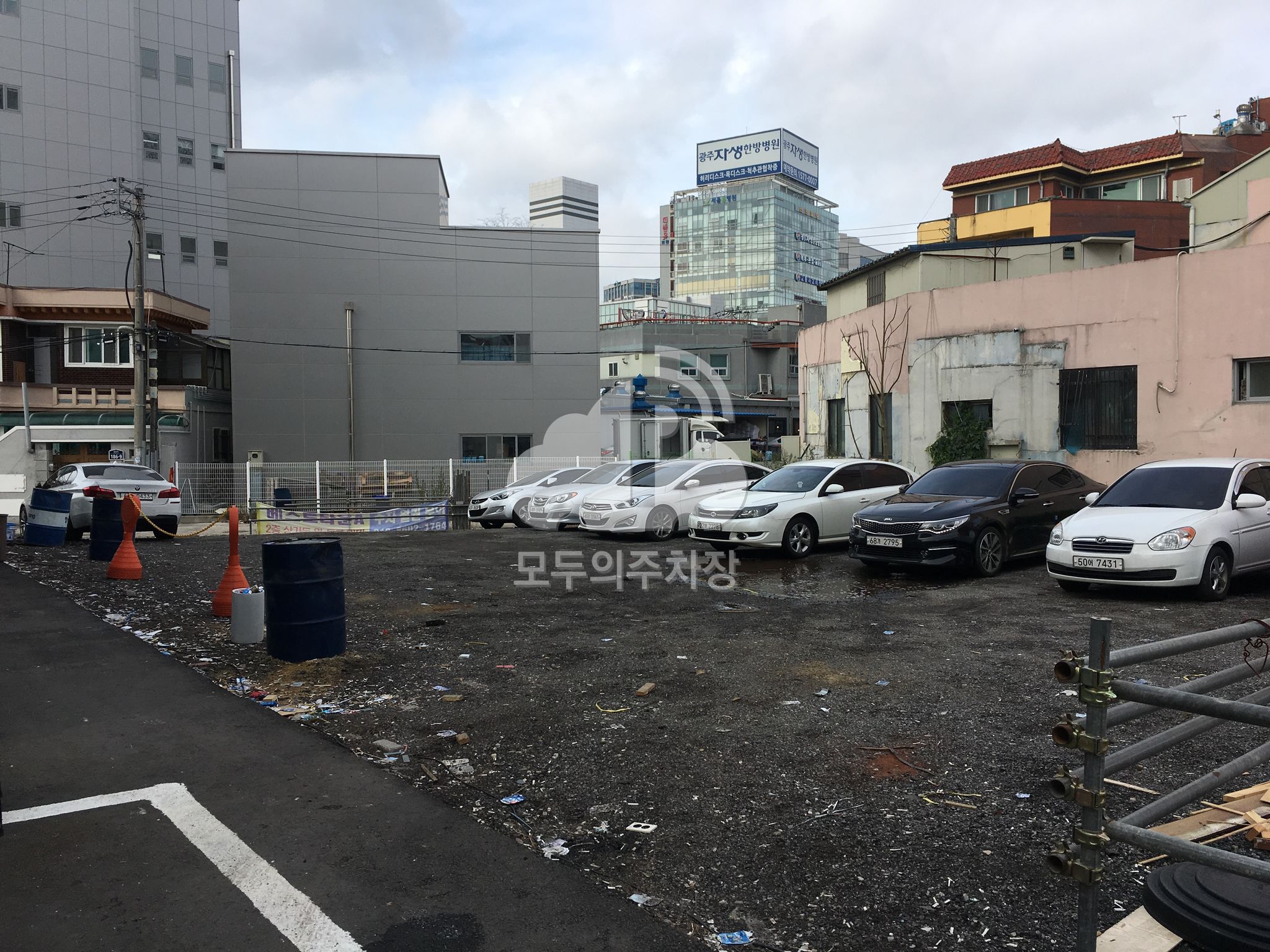 민영 주차장 이미지 1
