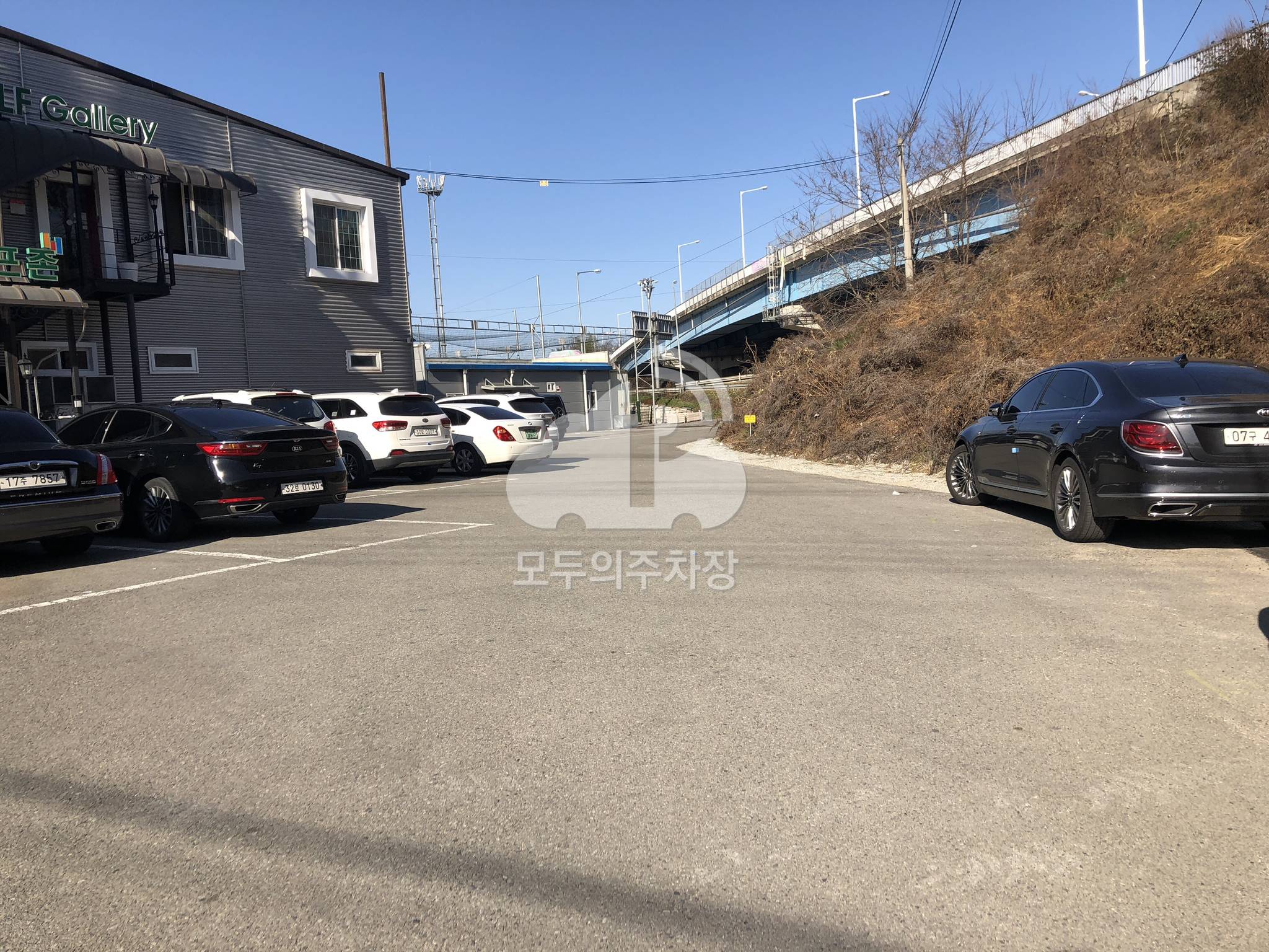 광산 FC 풋살장, 스크린골프존 주차장 이미지 2
