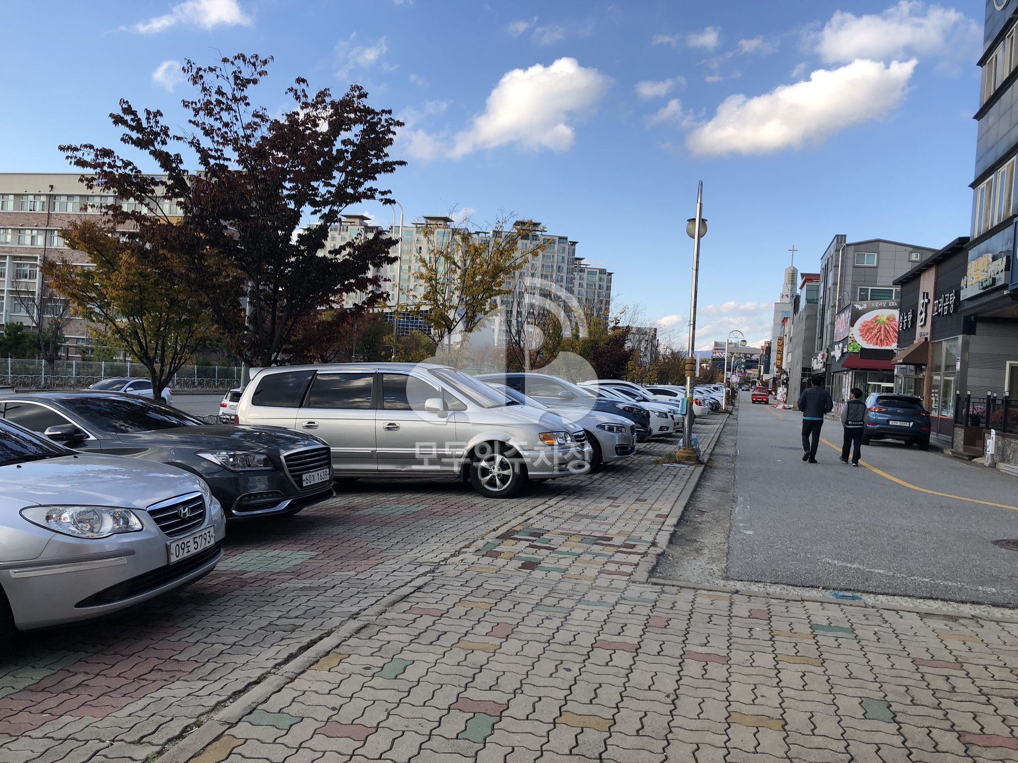 수완중 건너편 상가 민영 주차장 이미지 1