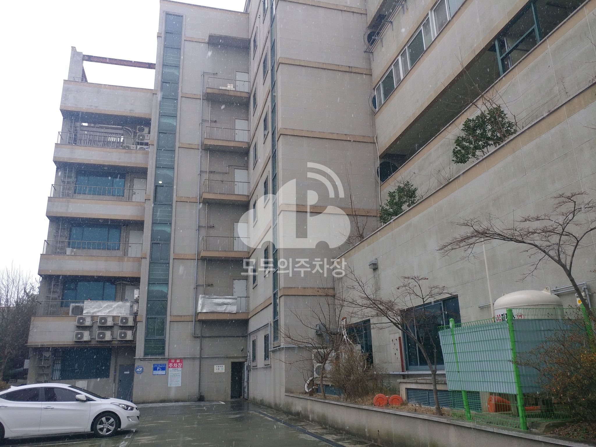 세영빌딩 유료 주차장 이미지 1