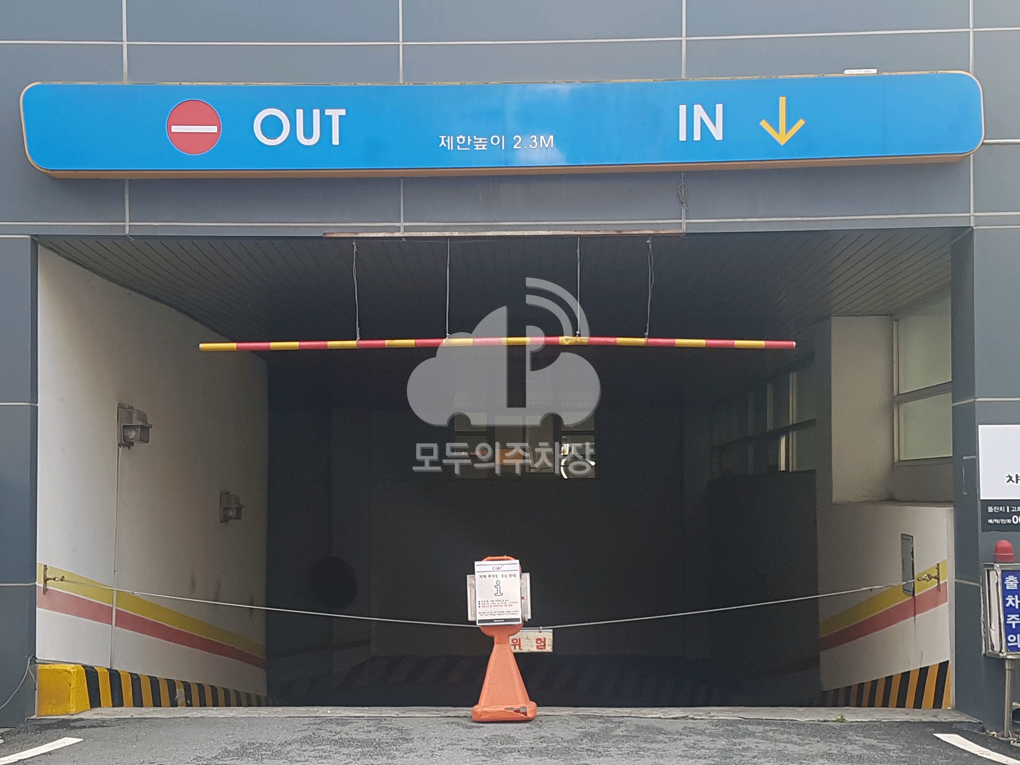 나이스파크 광주 첨단CGV 지하 주차장 이미지 2