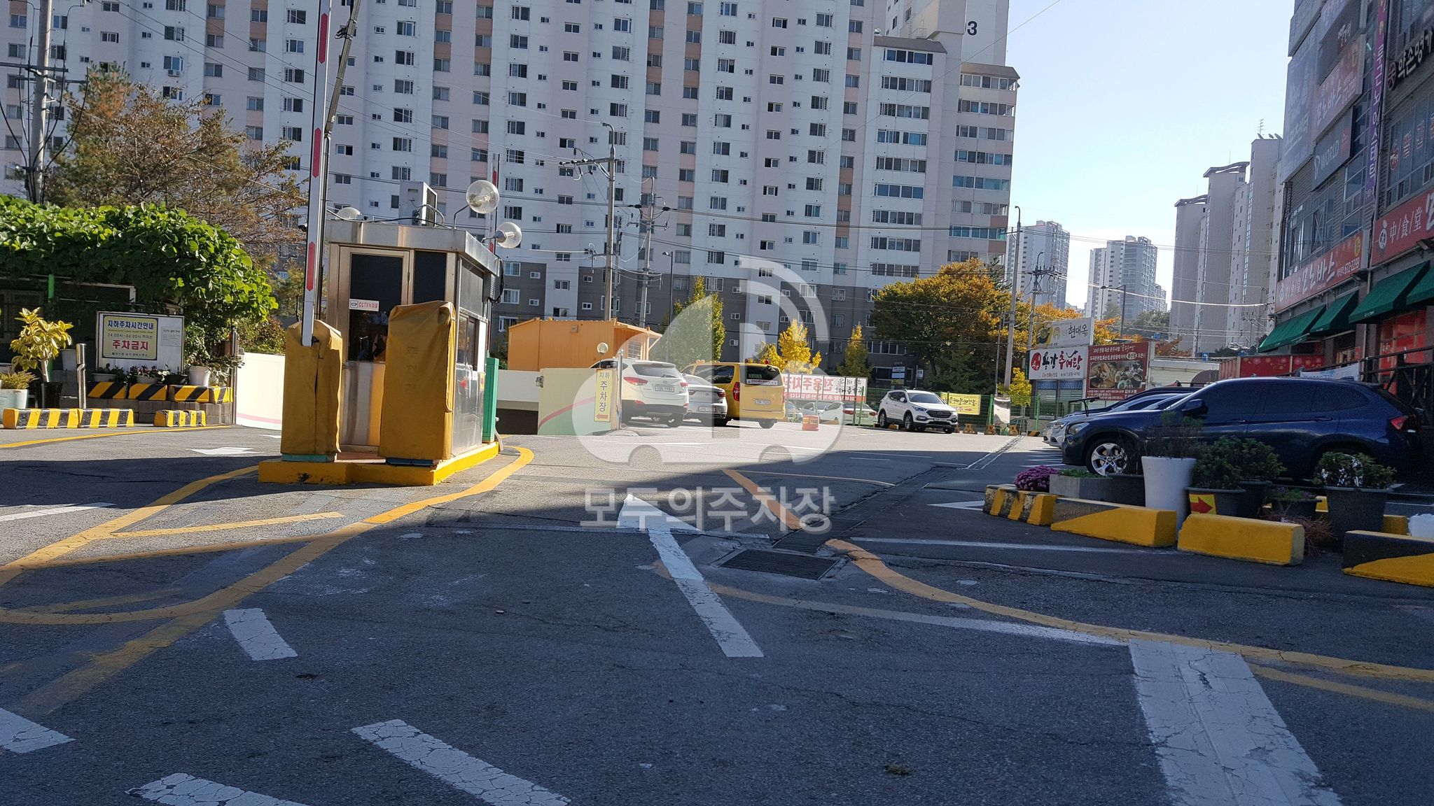 플러스존 주차장 이미지 2