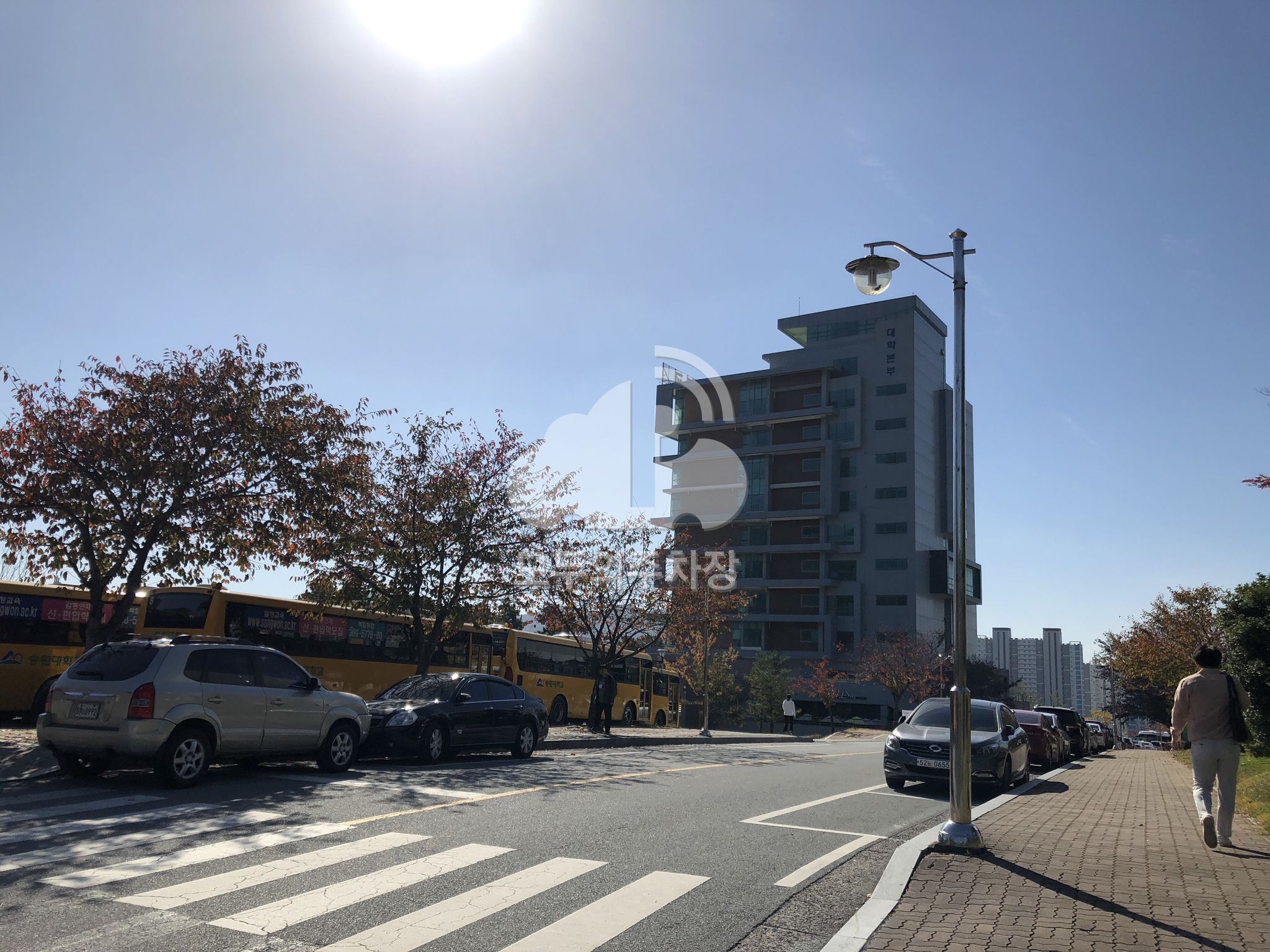 송원대학교 민영 주차장 이미지 1