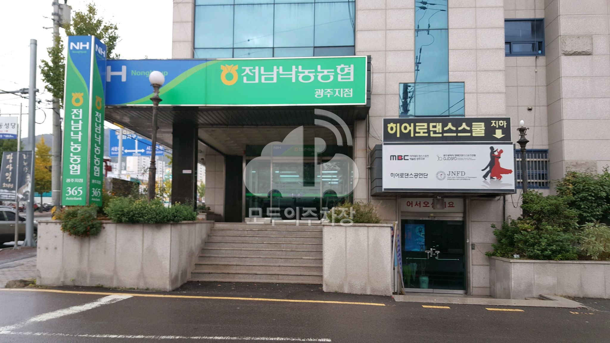 전남낙농농협 광주지점 공영 주차장 이미지 1