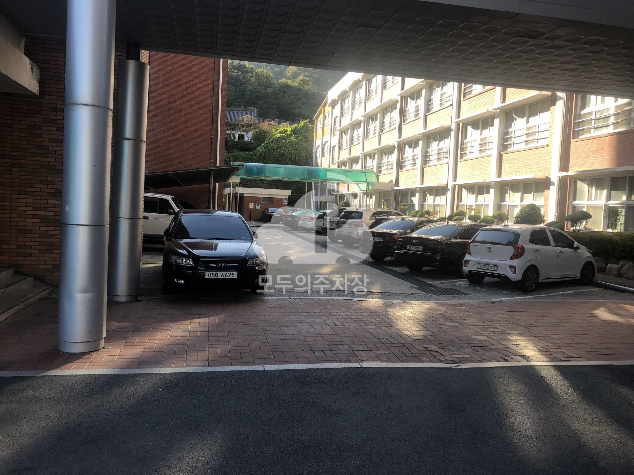 진월초등학교 민영 주차장 이미지 2