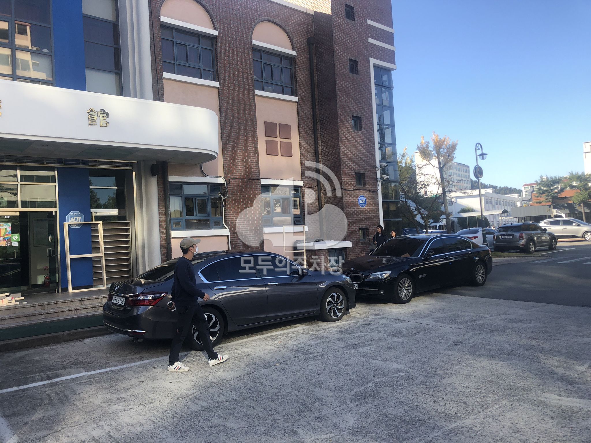 대성여중고 민영 주차장 이미지 1