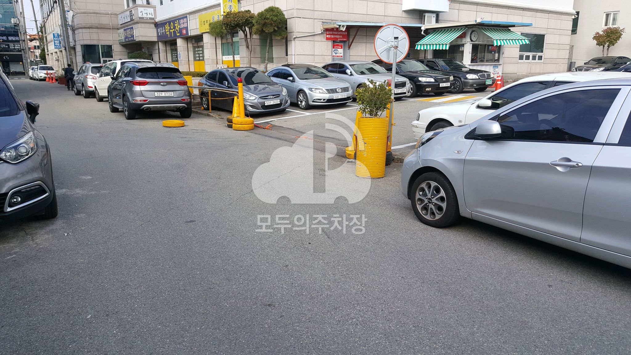 법조타운 민영 주차장 이미지 2