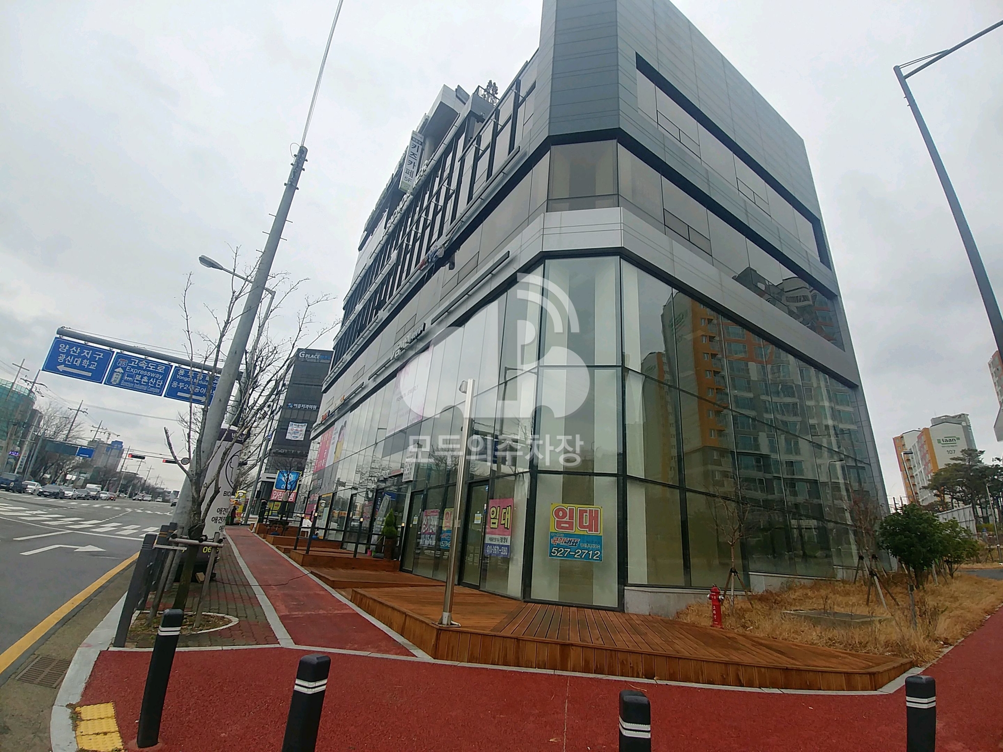 G LACE본촌1빌딩 주차장 이미지 1