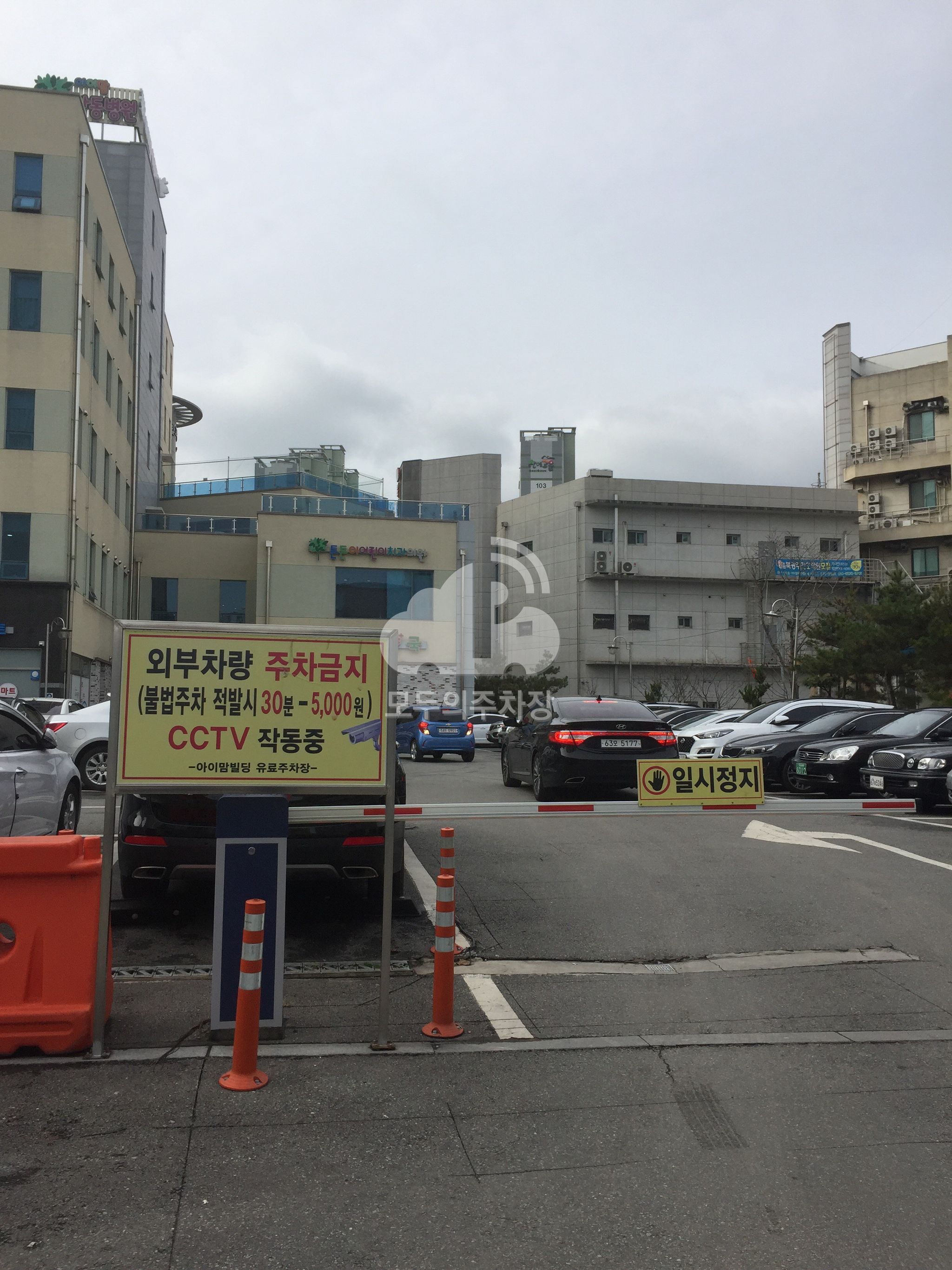 나이스파크 광주 아이맘아동병원 주차장 이미지 2