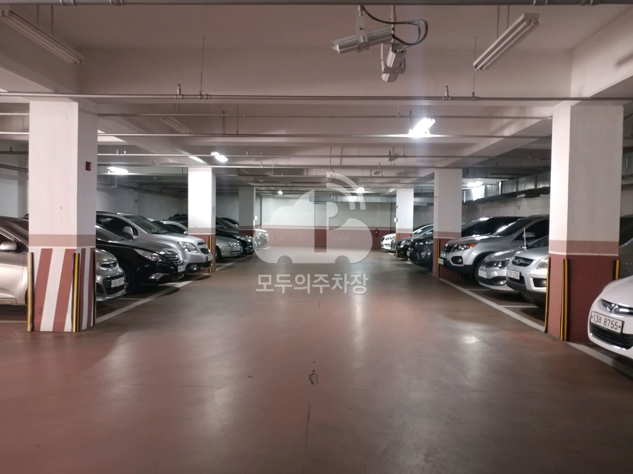 운암도서관 주차장 이미지 3