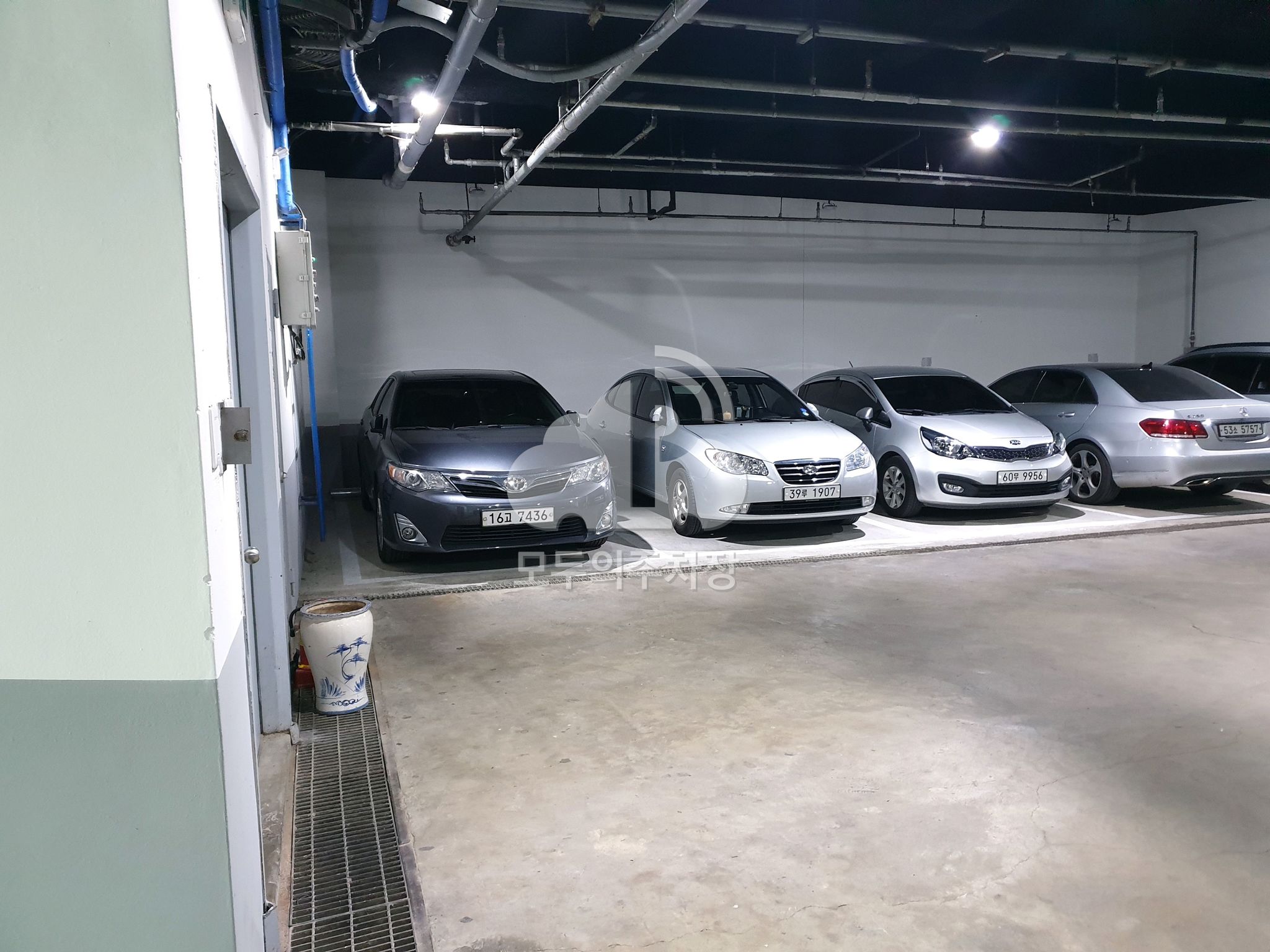정담치과 주차장 이미지 3