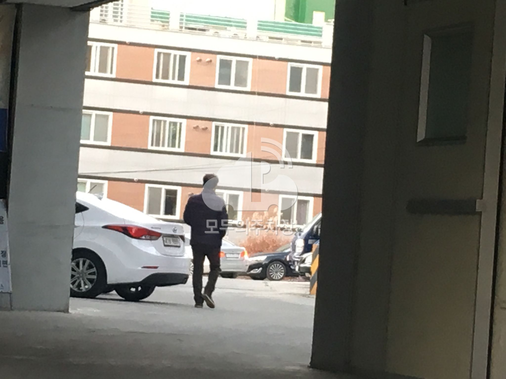 보석 사우나 민영 주차장 이미지 3