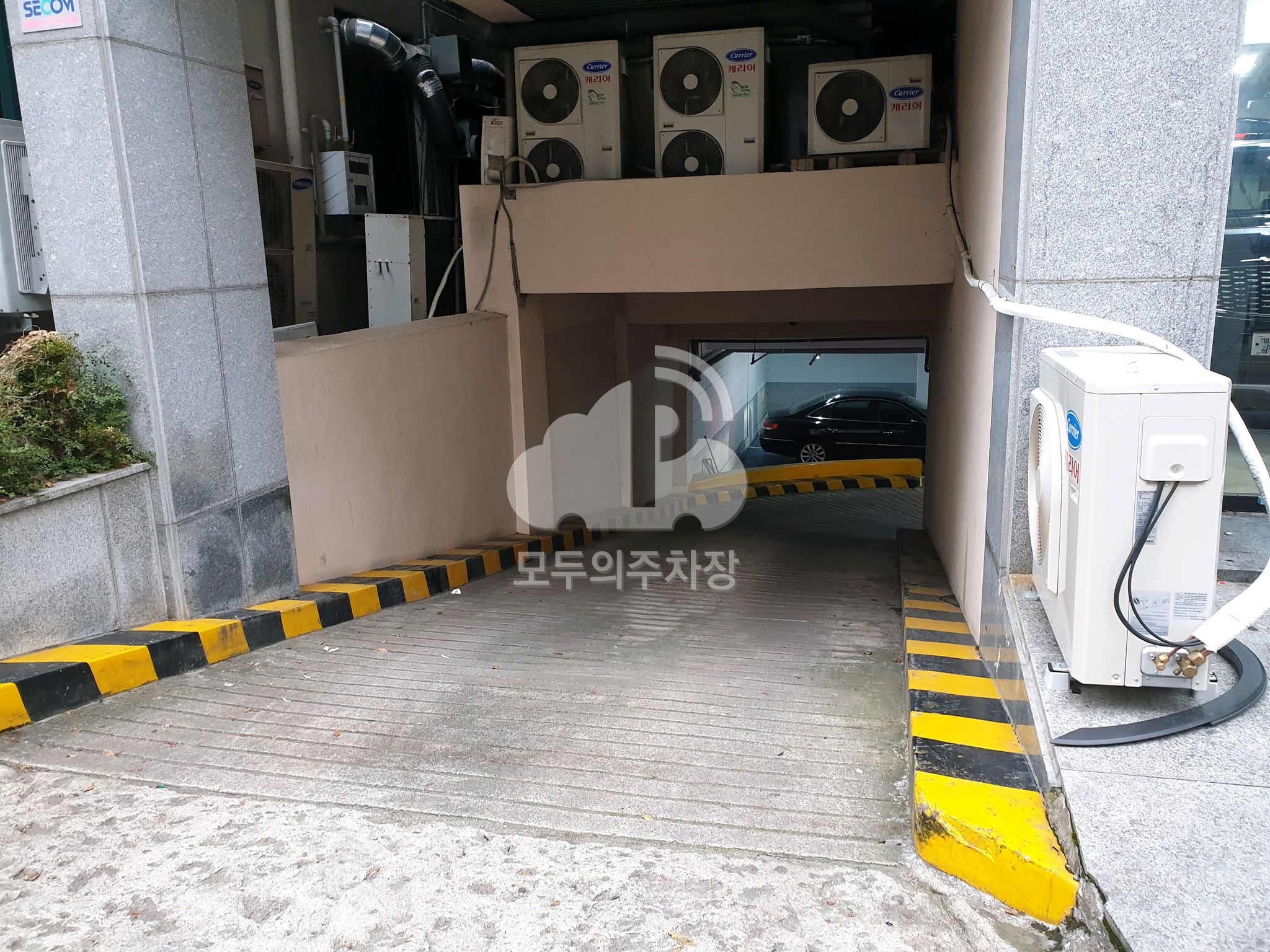 성현빌딩 지하 민영 주차장 이미지 2