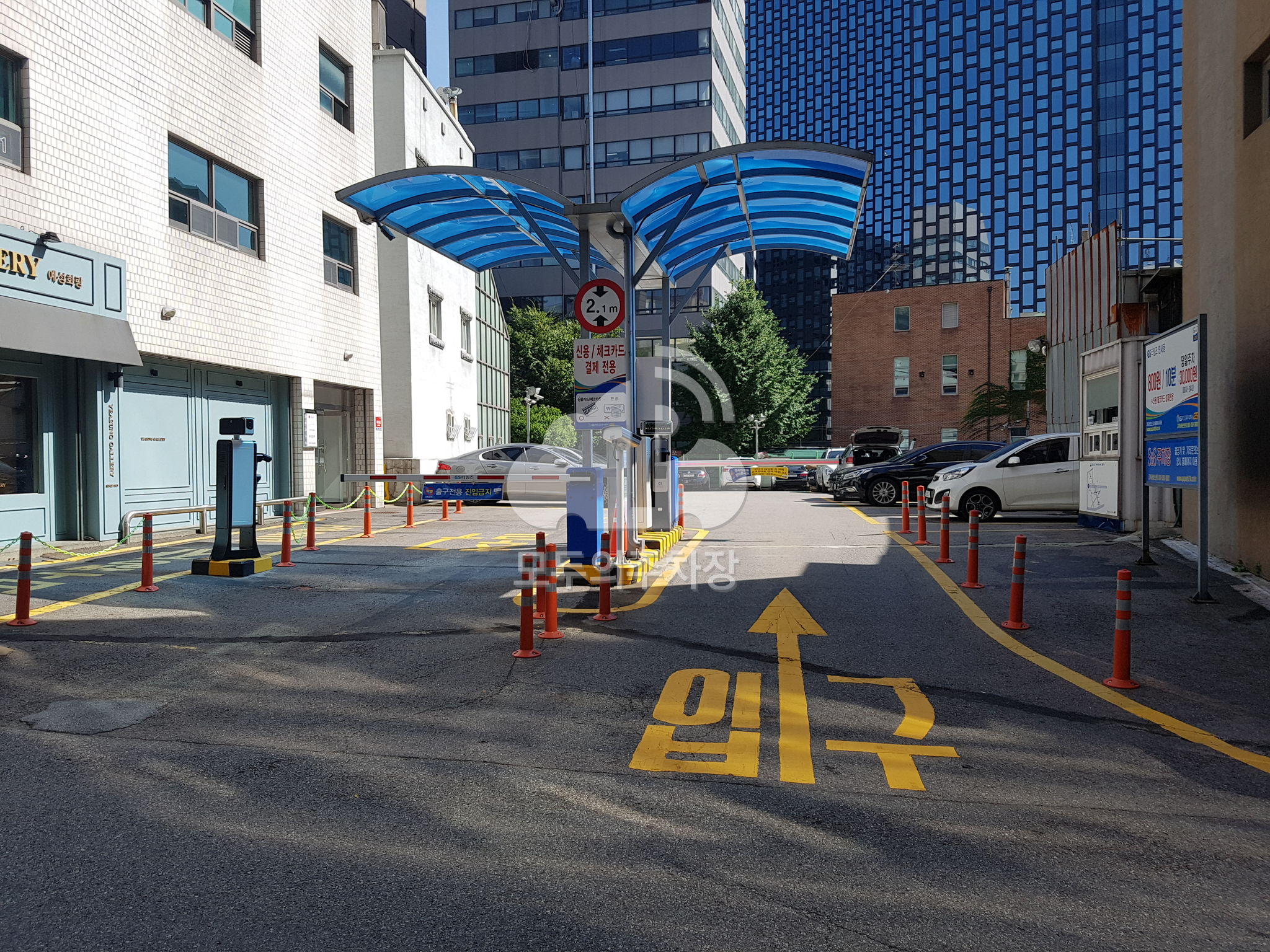주차장 사진