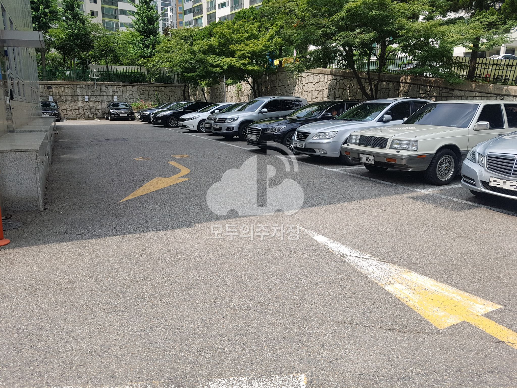주차장 사진