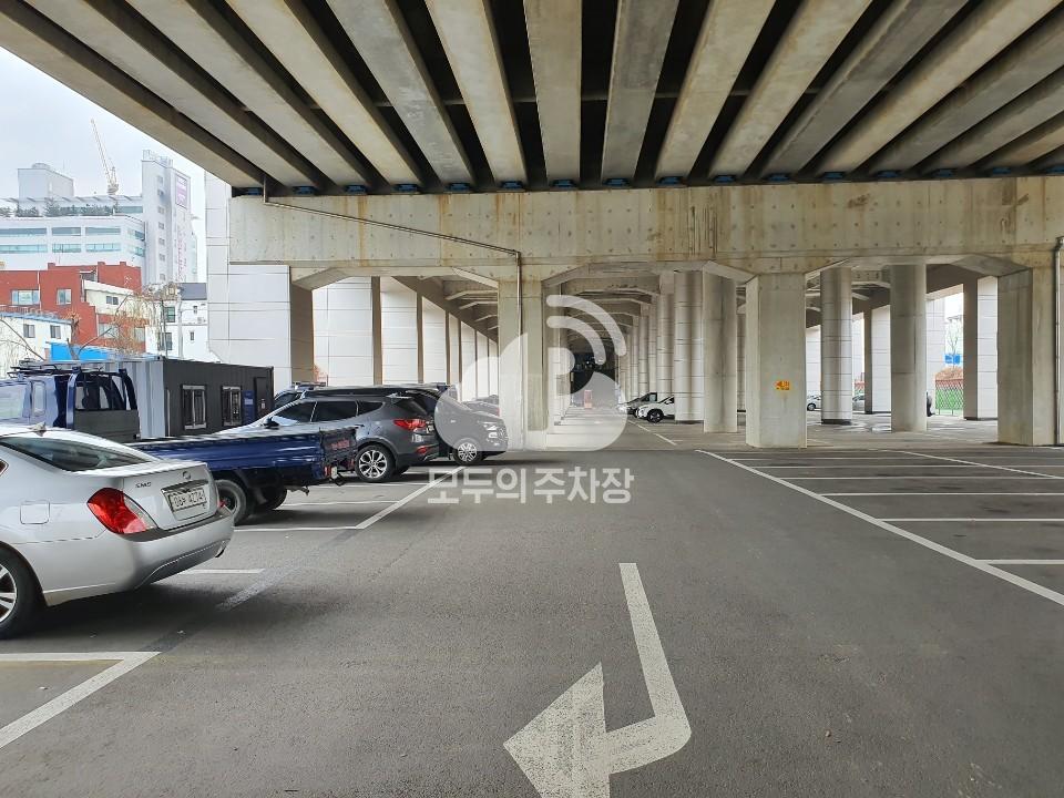 파크존 금촌역2번출구 민영 주차장 이미지 2