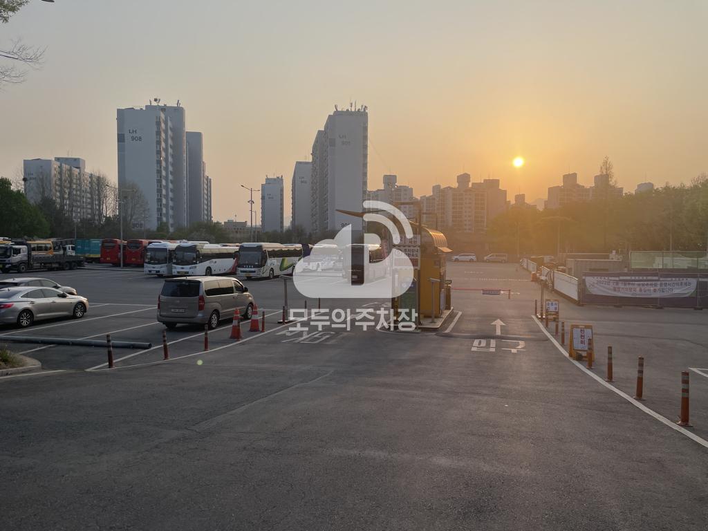 하계동 한글비 공영 주차장 이미지 1