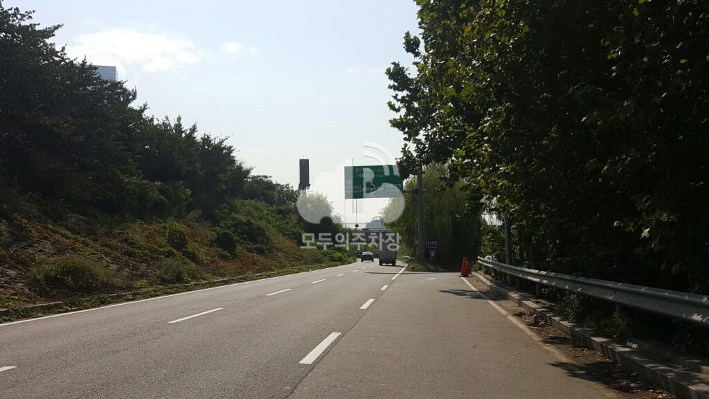여의도 파천교샛강2 공영 주차장 이미지 1