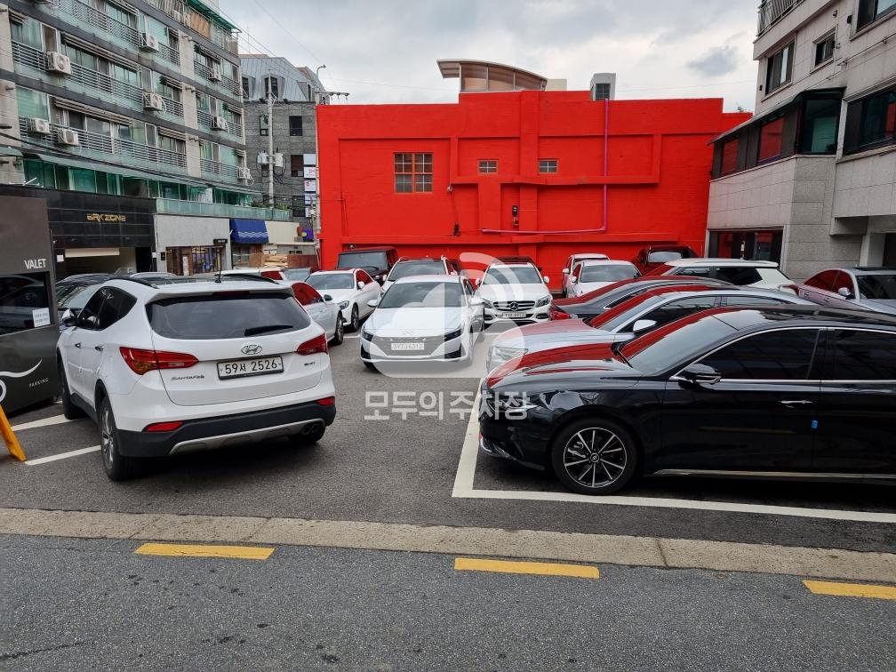 대성 유료 압구정 민영 주차장 이미지 1