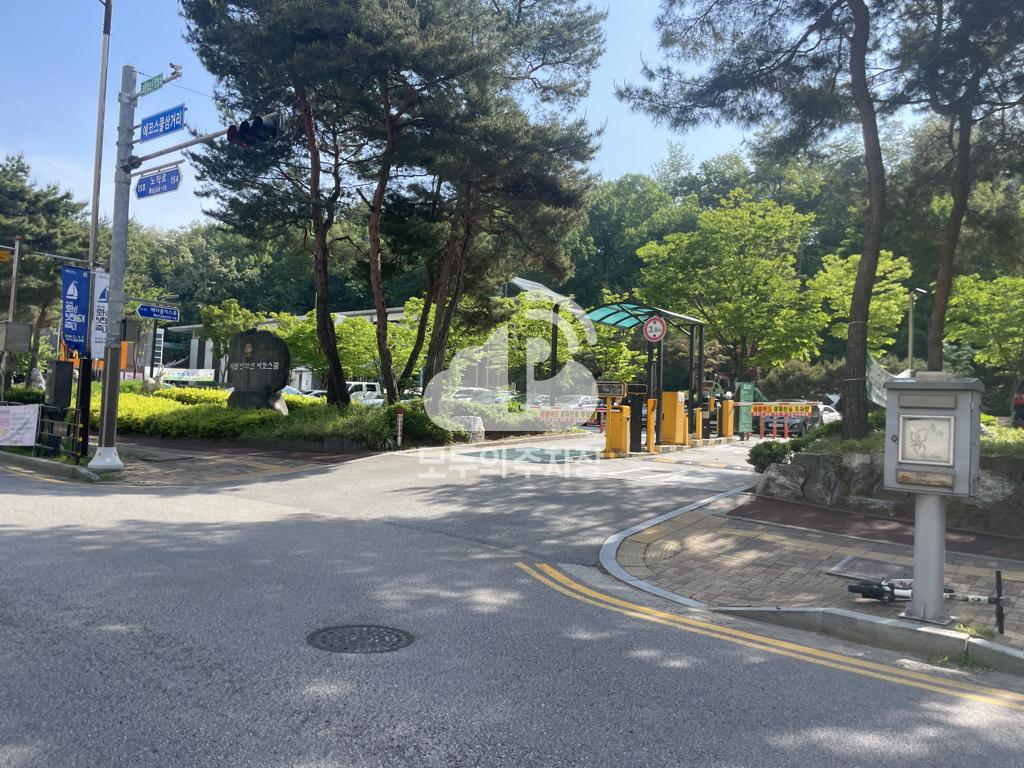 에코스쿨 공영 주차장 이미지 2