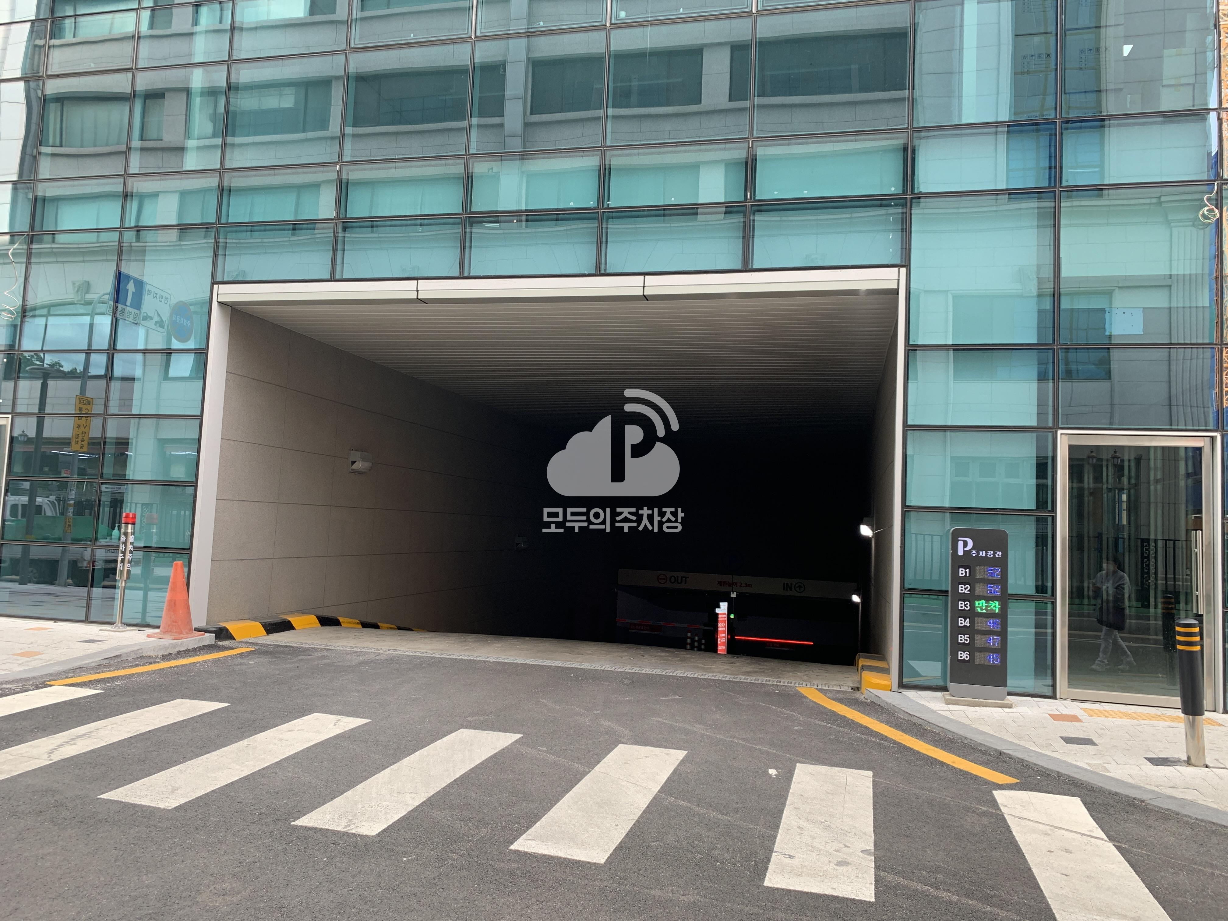 아마노 안산중앙리베로오피스텔 주차장 이미지 1