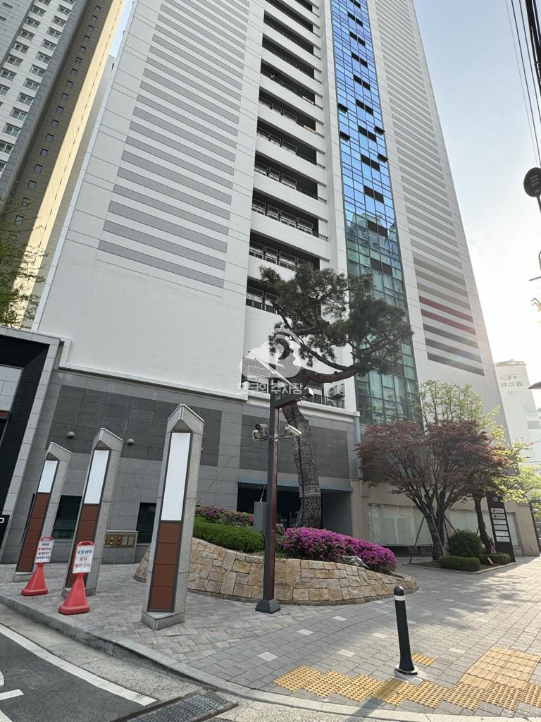 나이스파크 금천 롯데타워 오피스텔 주차장 이미지 1