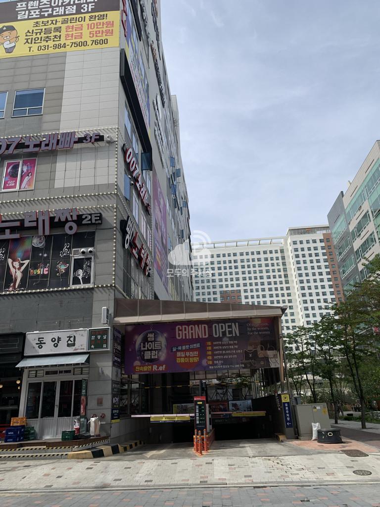 케이엠파크 김포맥스타워 주차장 이미지 3