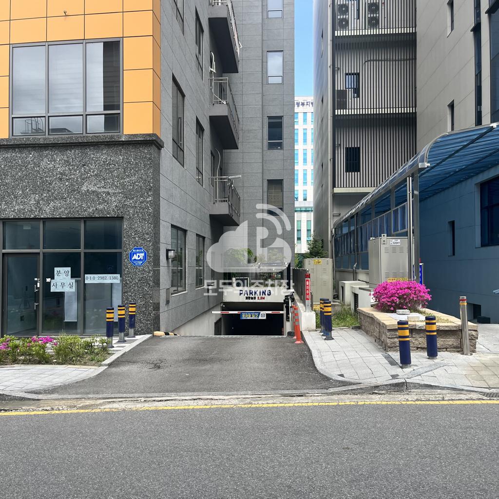 나이스파크 남양주 법조노블레스 주차장 이미지 2