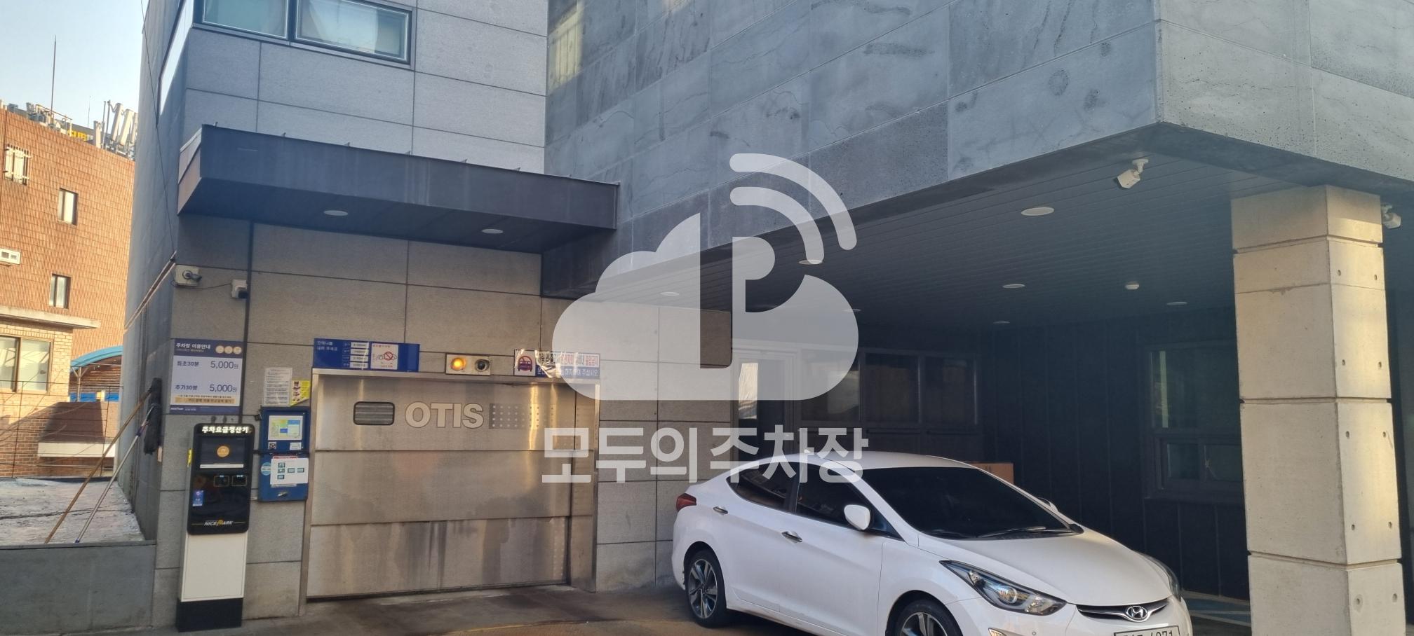 나이스파크 제이비빌딩 주차장 이미지 3