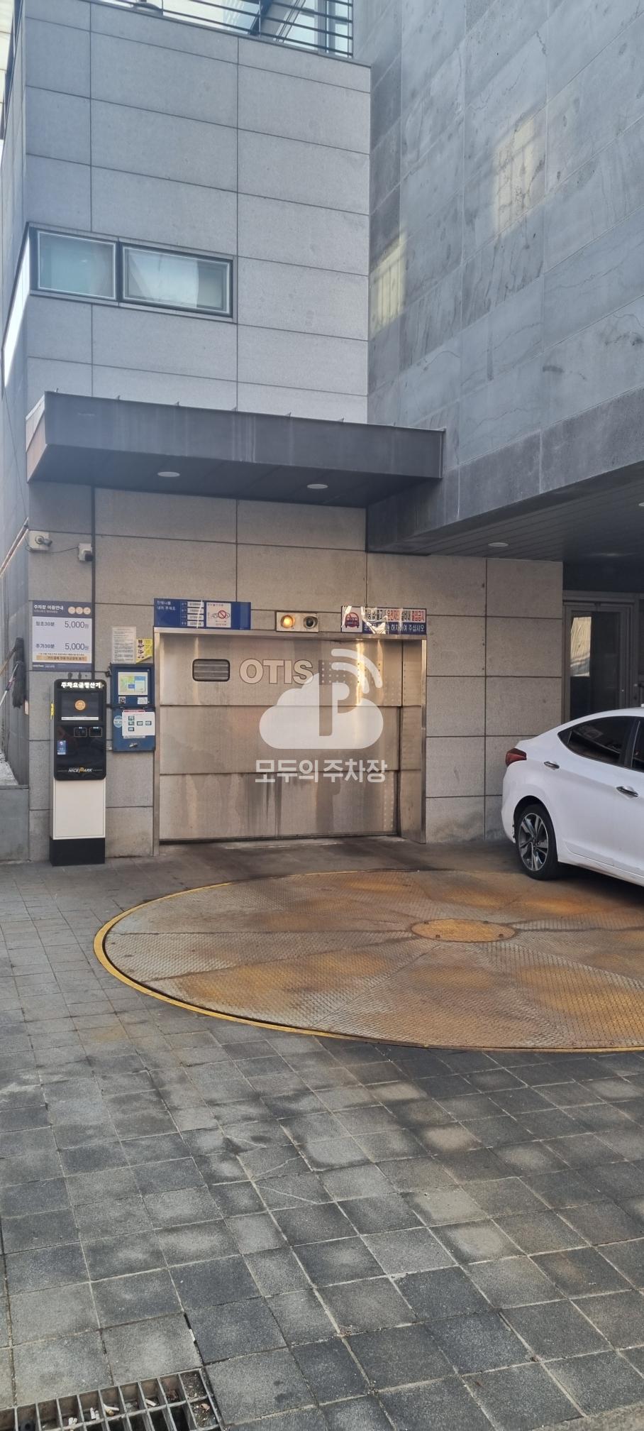 나이스파크 제이비빌딩 주차장 이미지 2