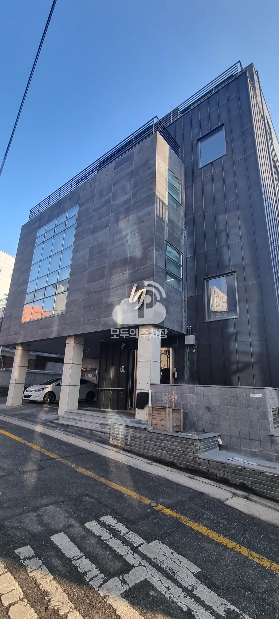 나이스파크 제이비빌딩 주차장 이미지 1