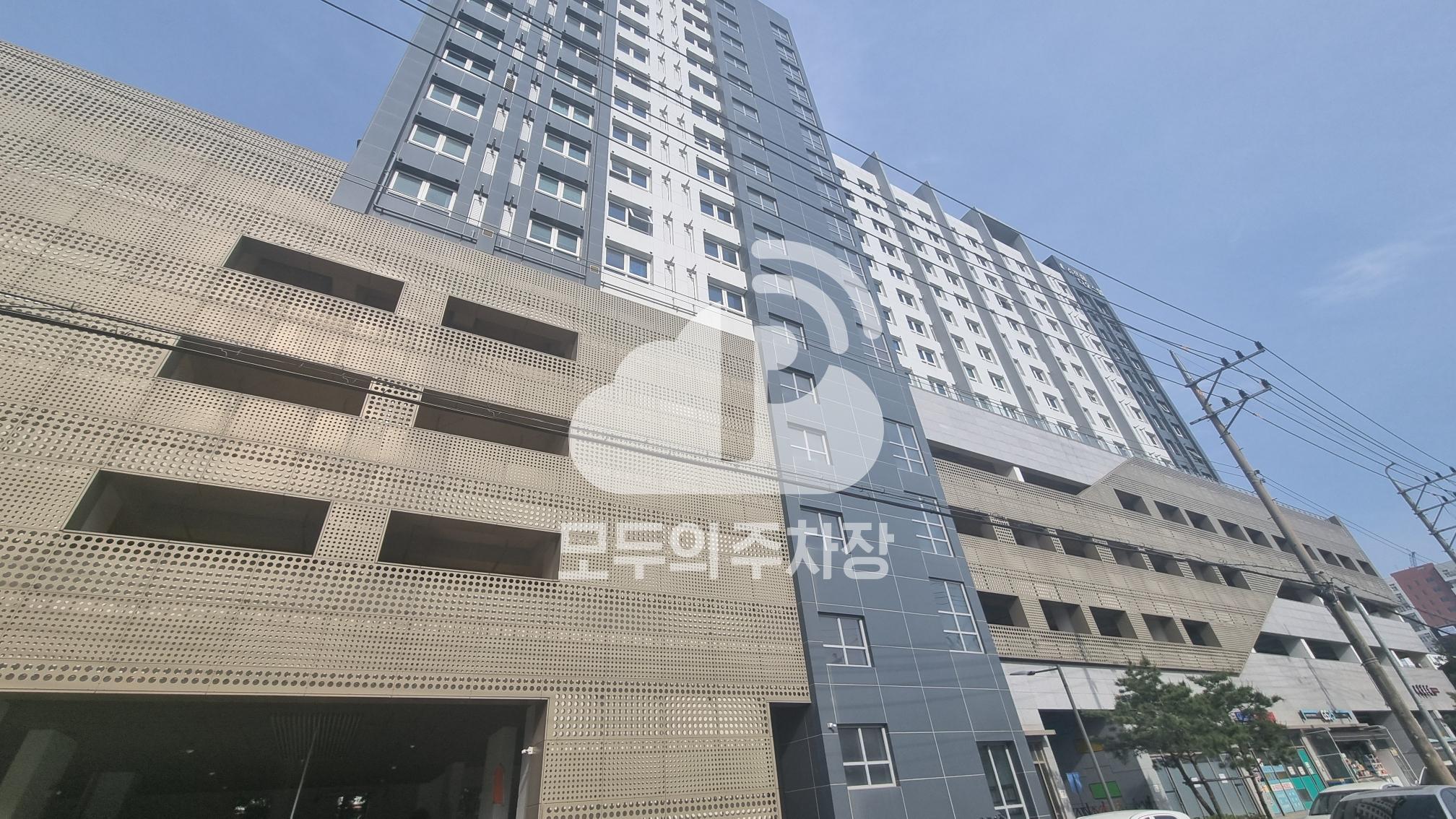 나이스파크 가산디오스텔 주차장 이미지 1