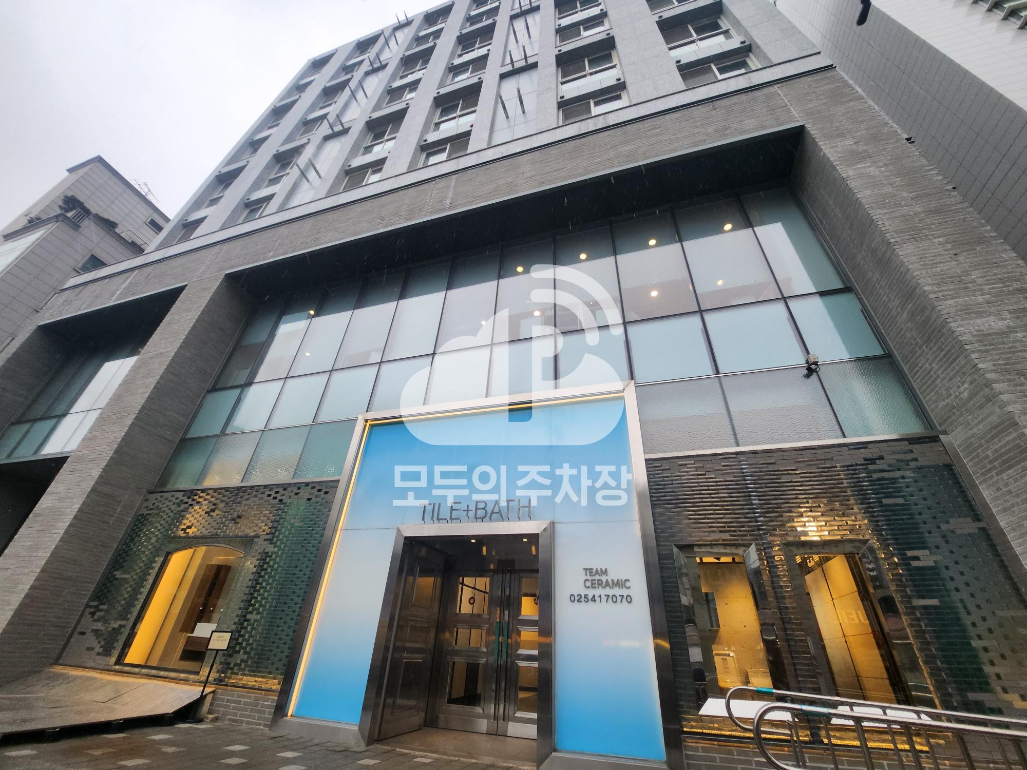 N168 민영 주차장 이미지 1